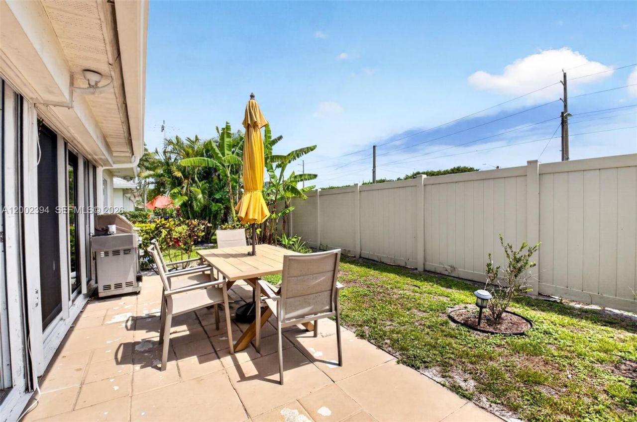 10982 S Greentrail Dr S, Boynton Beach, FL 33436 Photo