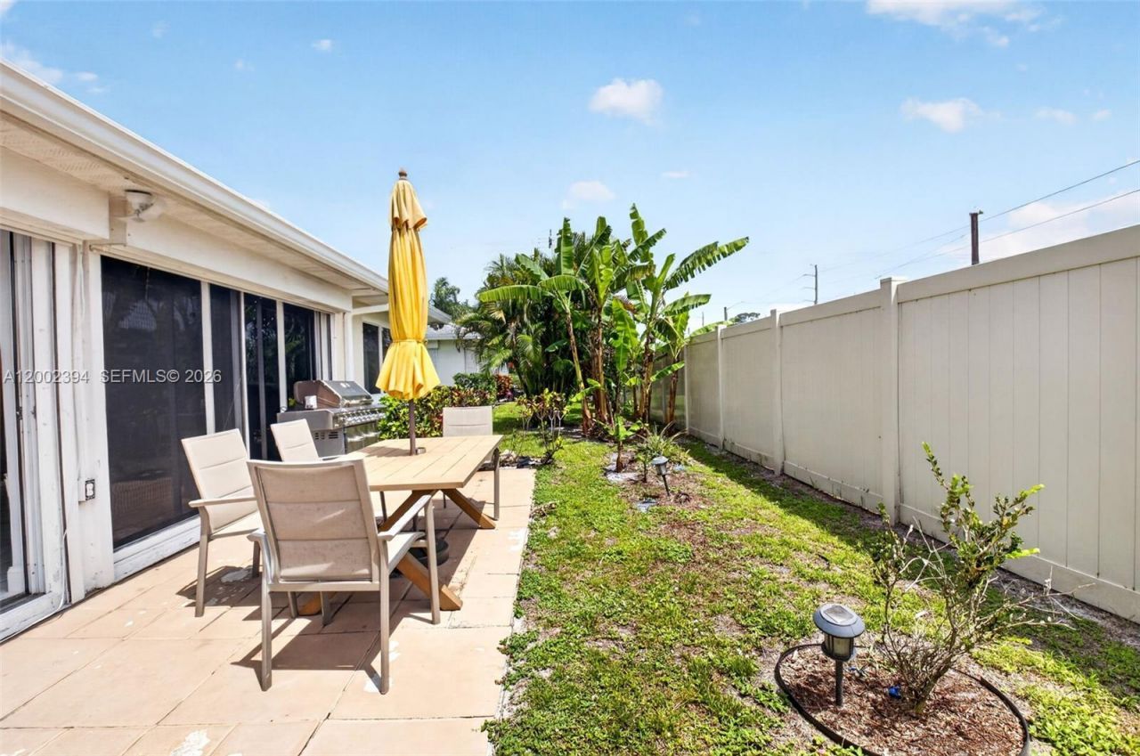10982 S Greentrail Dr S, Boynton Beach, FL 33436 Photo
