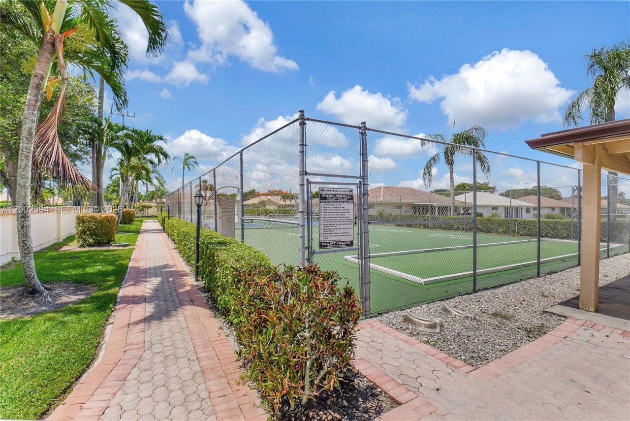10982 S Greentrail Dr S, Boynton Beach, FL 33436 Photo