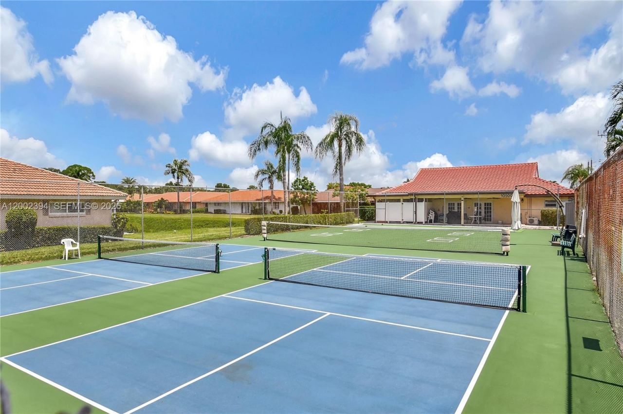 10982 S Greentrail Dr S, Boynton Beach, FL 33436 Photo
