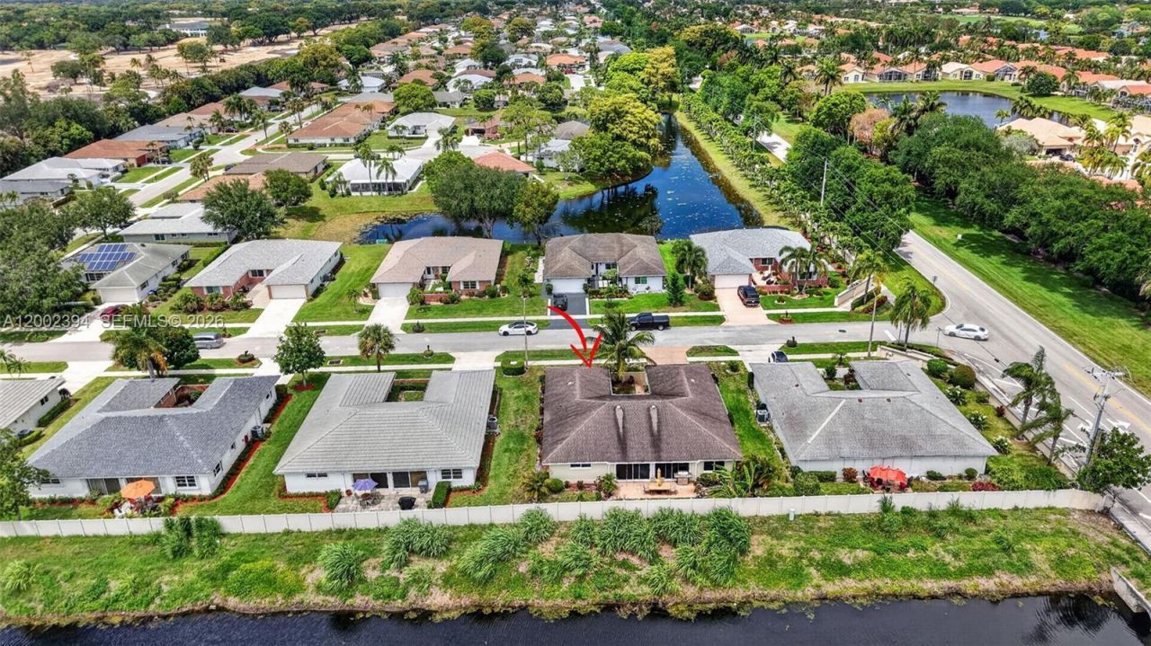 10982 S Greentrail Dr S, Boynton Beach, FL 33436 Photo