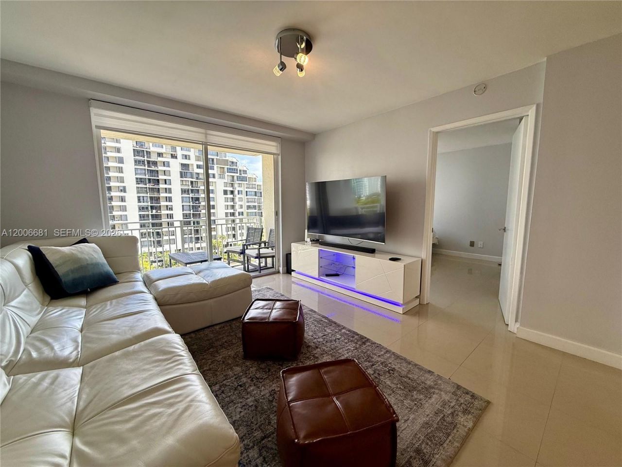 770 Claughton Island Dr, Unit 1003, Miami, FL 33131 Photo