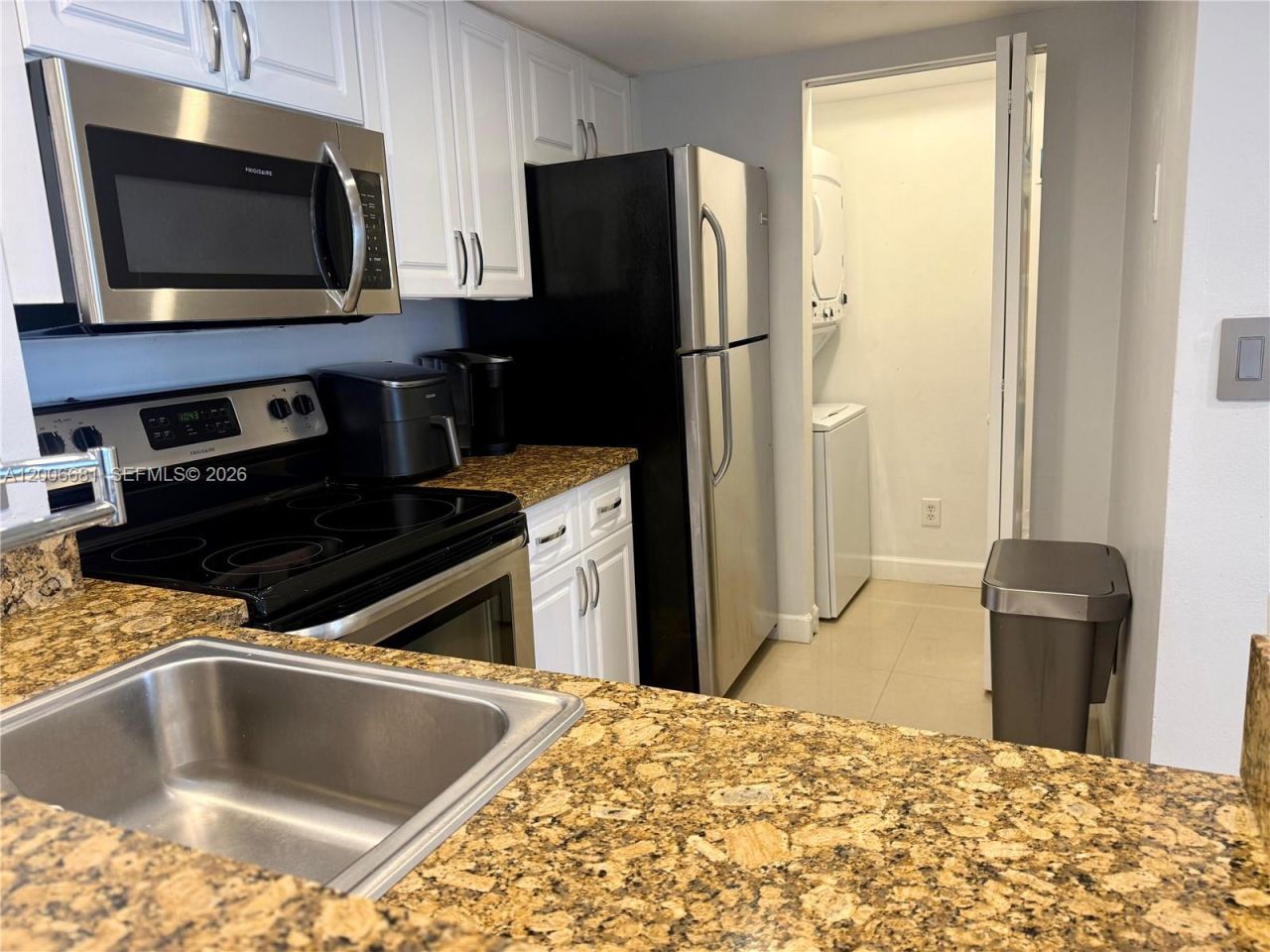 770 Claughton Island Dr, Unit 1003, Miami, FL 33131 Photo