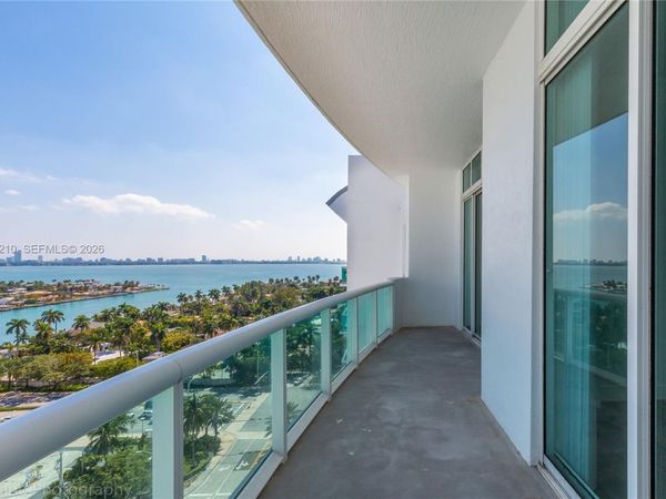 7900 Harbor Island Dr , Unit PH23, North Bay Village, FL 33141