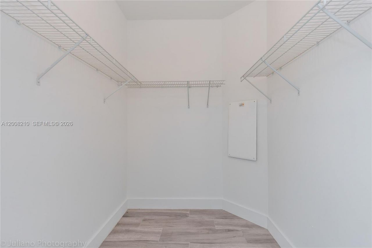 7900 Harbor Island Dr, Unit PH23, North Bay Village, FL 33141 Photo