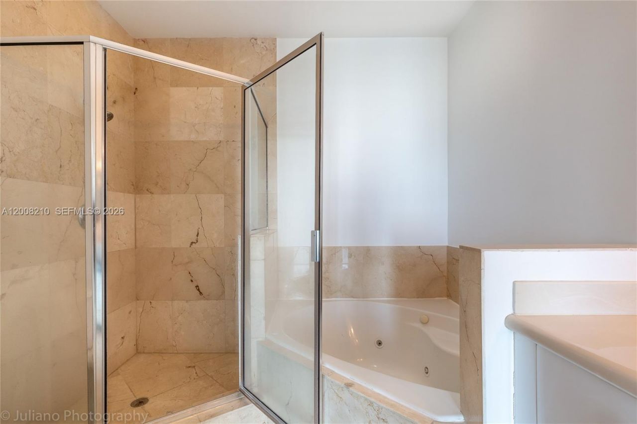 7900 Harbor Island Dr, Unit PH23, North Bay Village, FL 33141 Photo