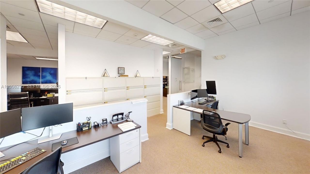 175 SW 7th St, Unit 1612, Miami, FL 33130 Photo