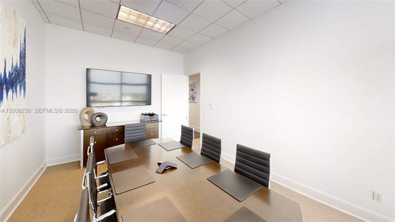 175 SW 7th St, Unit 1612, Miami, FL 33130 Photo