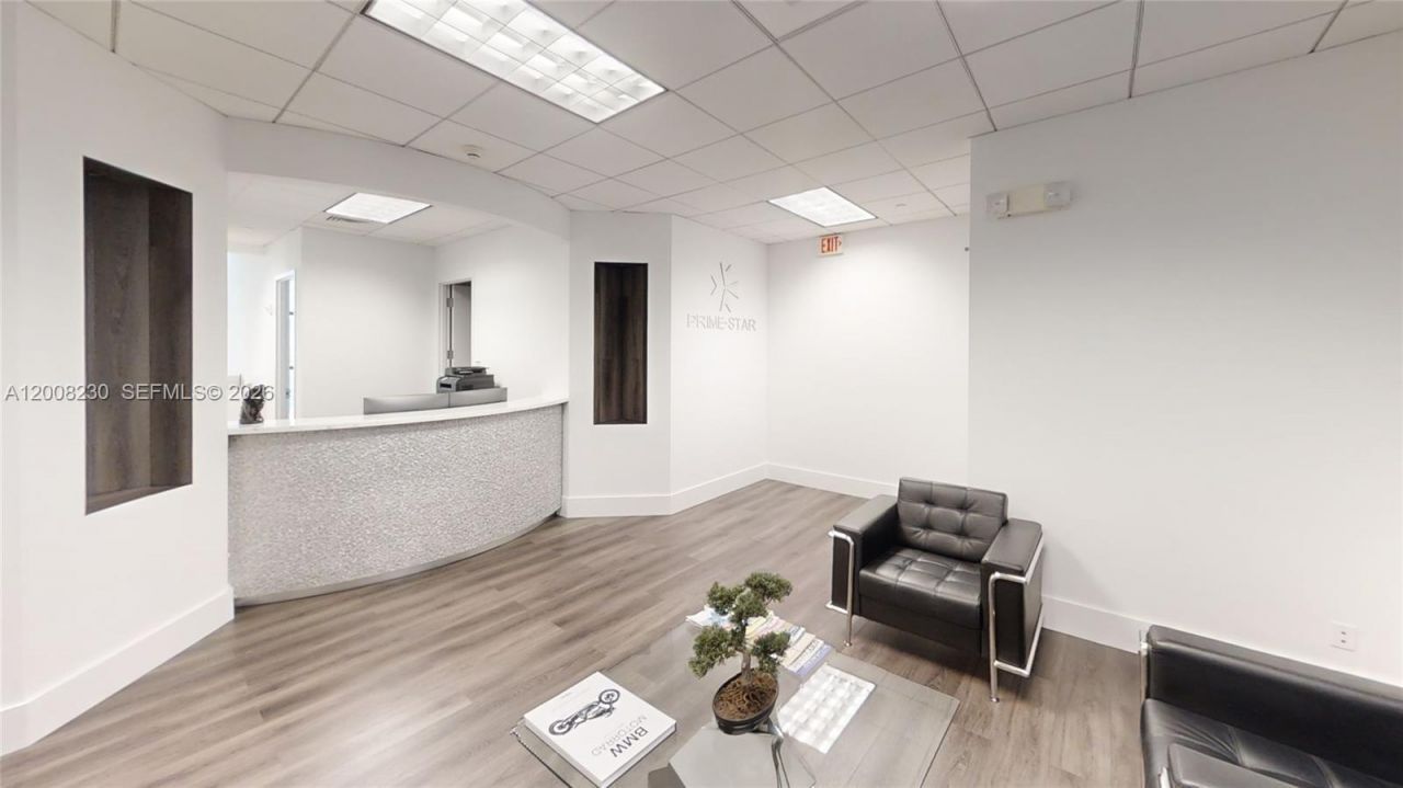 175 SW 7th St, Unit 1612, Miami, FL 33130 Photo