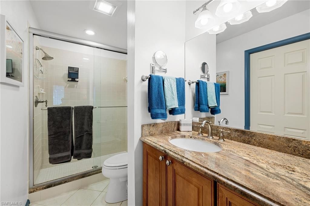 6900 Dennis Cir, Unit J-205, Naples, FL 34104 Photo