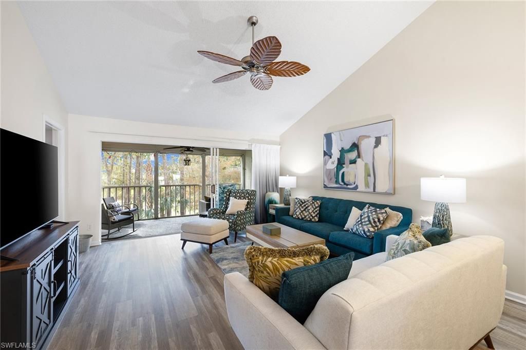 6900 Dennis Cir, Unit J-205, Naples, FL 34104 Photo