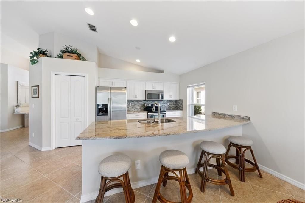 8432 Indian Wells Way, Naples, FL 34113 Photo
