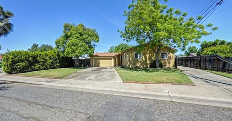 1907 Belcot Rd, Sacramento, CA 95825 Photo