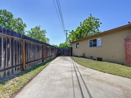 1907 Belcot Rd, Sacramento, CA 95825 Photo