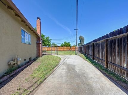 1907 Belcot Rd, Sacramento, CA 95825 Photo