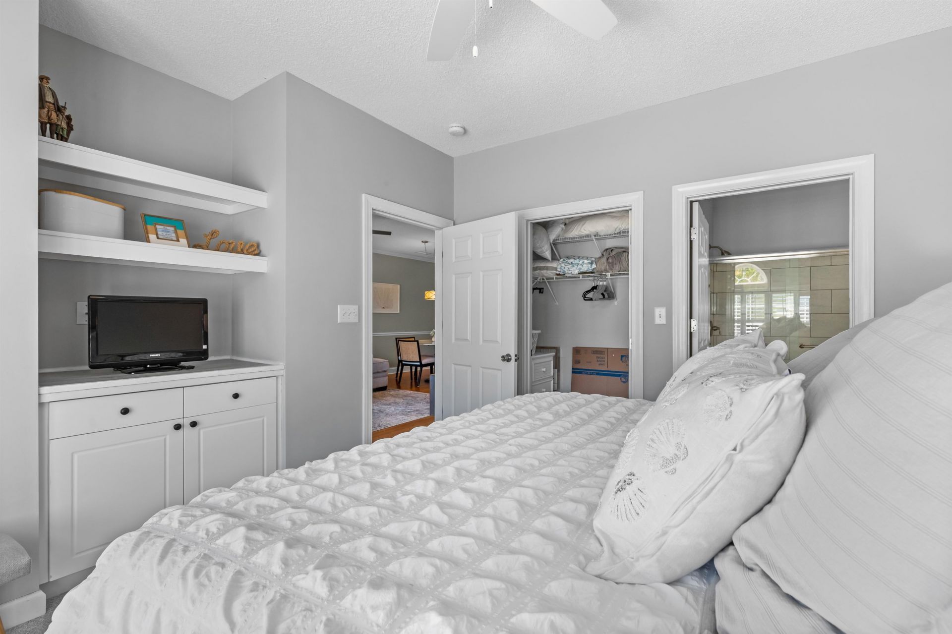 5751 Oyster Catcher Dr.  Photo 16