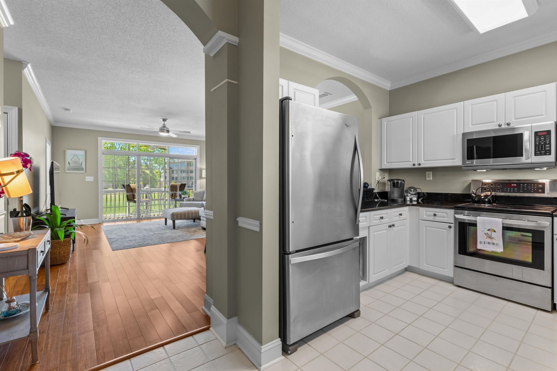 5751 Oyster Catcher Dr.  Photo 4