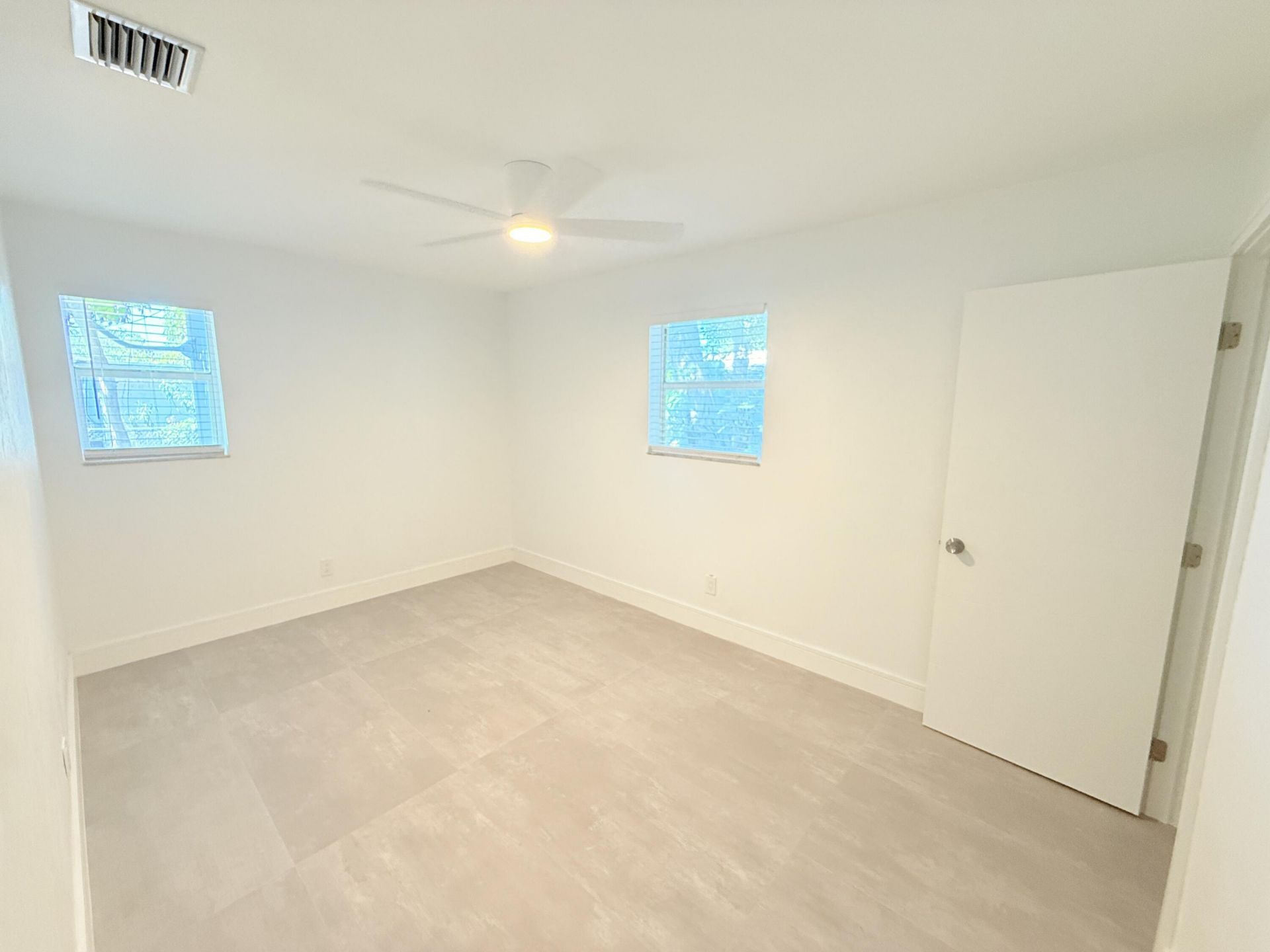 2611 NW 21st Street, Fort Lauderdale, FL 33311 Photo