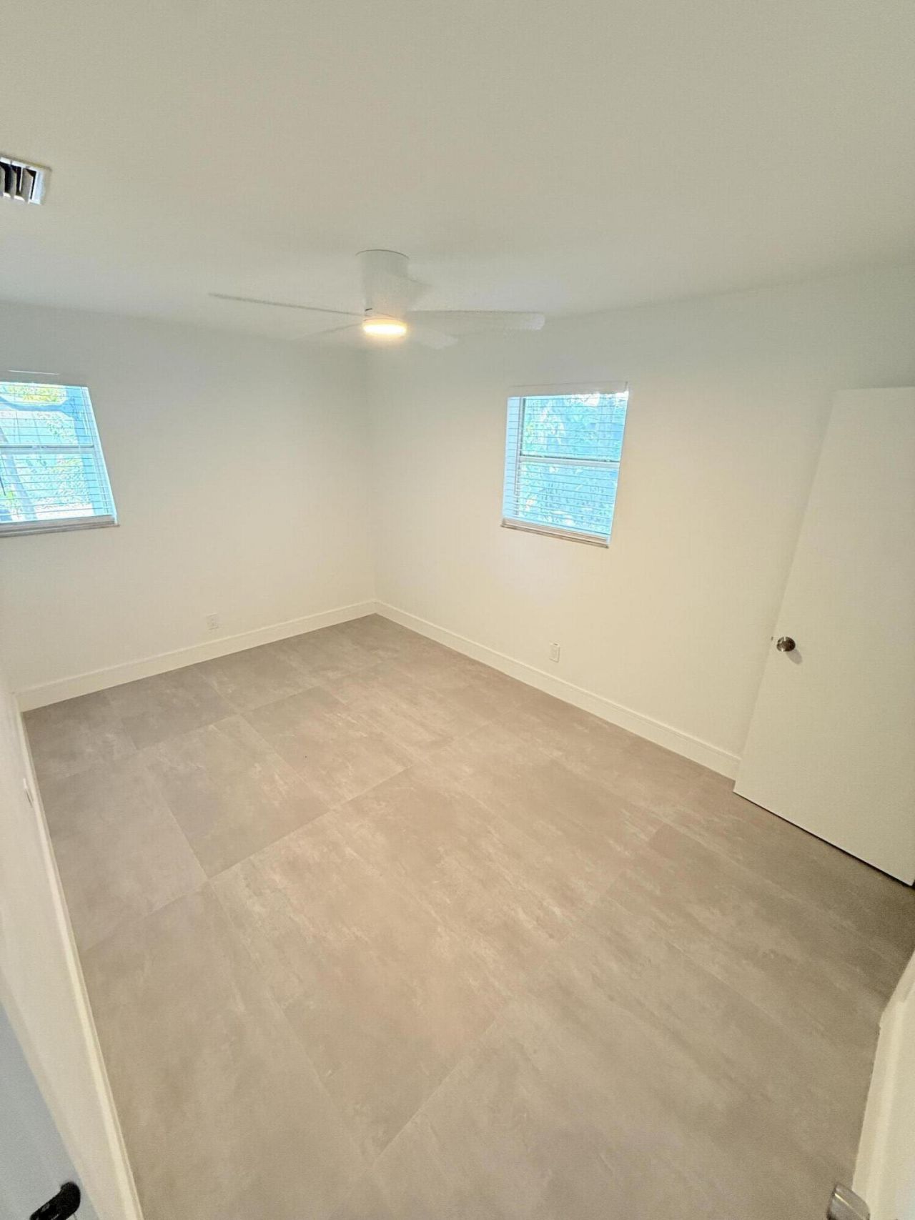 2611 NW 21st Street, Fort Lauderdale, FL 33311 Photo