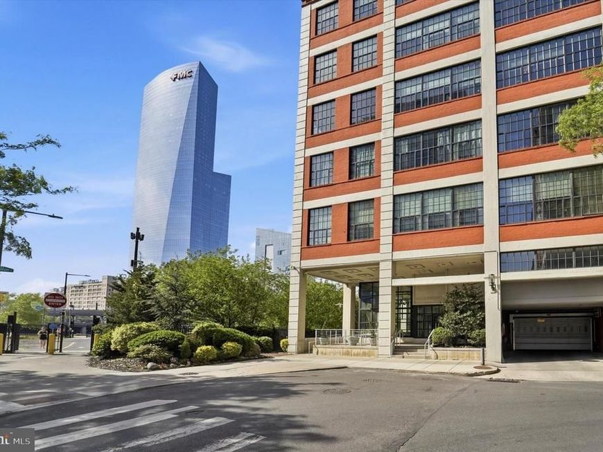 2429 41 Locust Street, Unit 211, Philadelphia, PA 19103 Main Photo