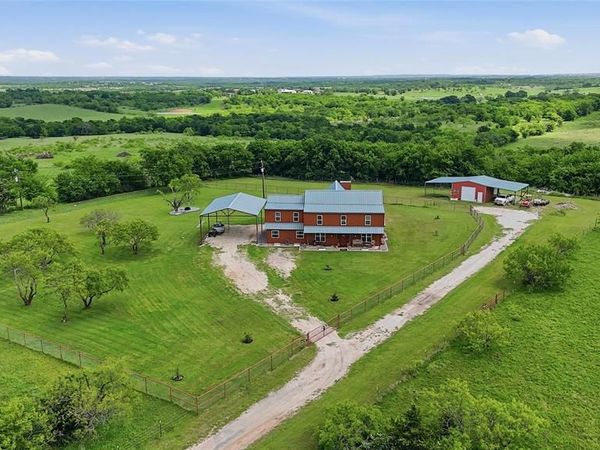 4652 Old Southmayd Road , Sherman, TX 75092