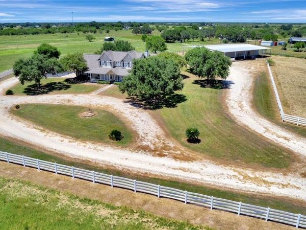 202 Prairie View , Victoria, TX 77904