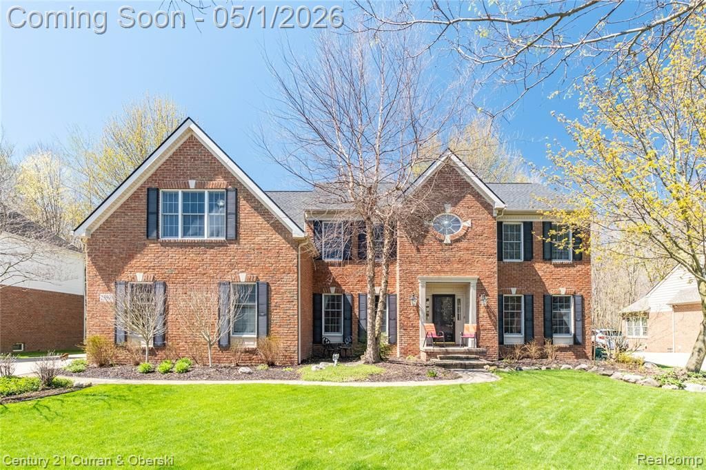 25599 Hillsdale Drive, Novi, MI 48374 Main Photo