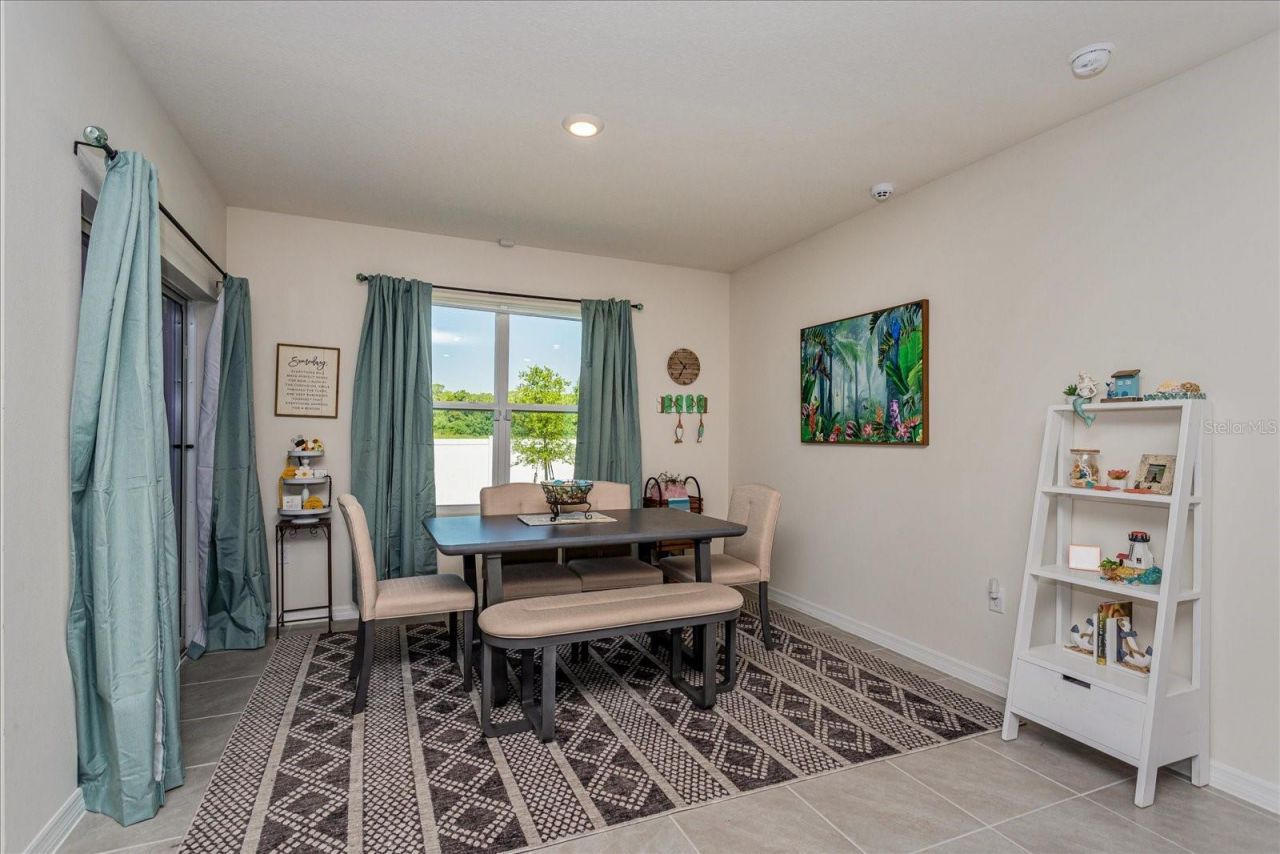 6358 Sanders Grove Circle, Okahumpka, FL 34762 Photo