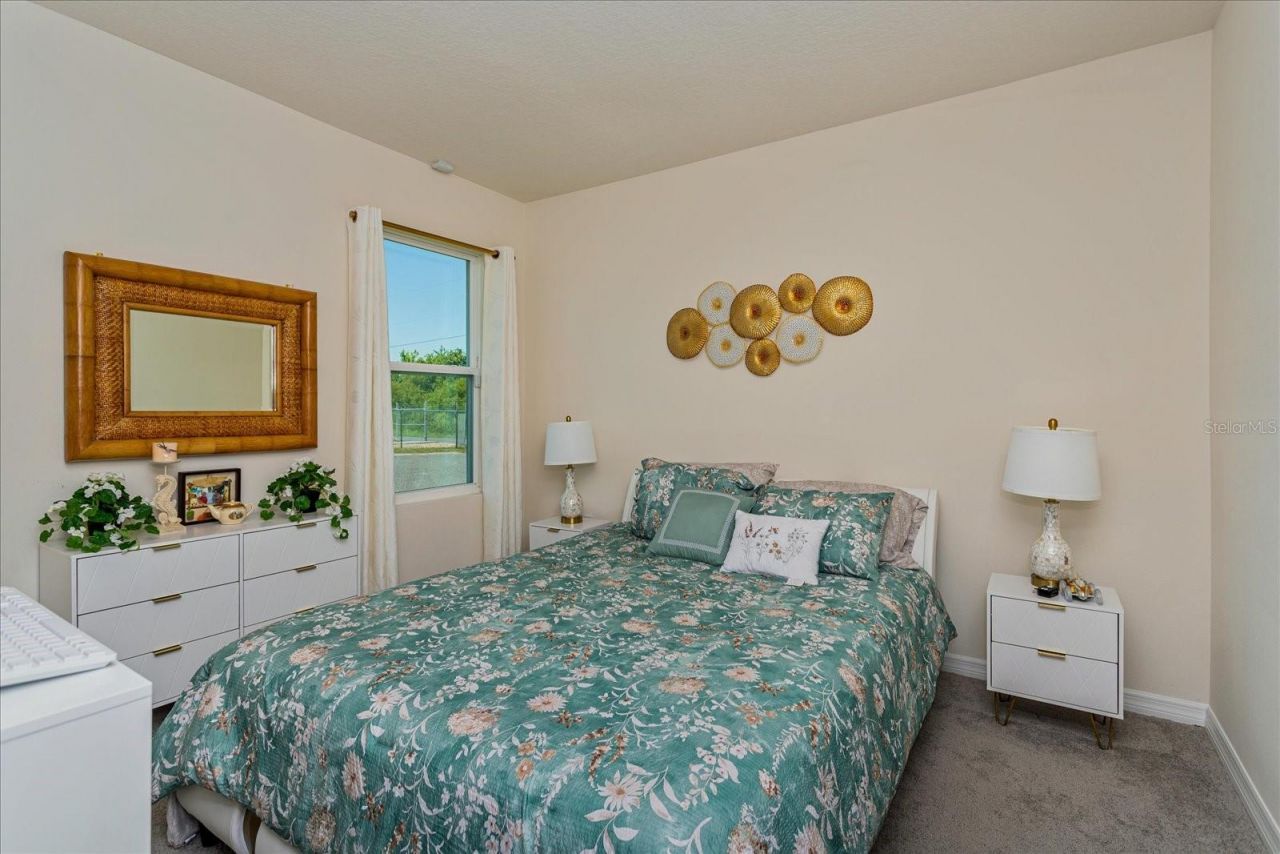 6358 Sanders Grove Circle, Okahumpka, FL 34762 Photo