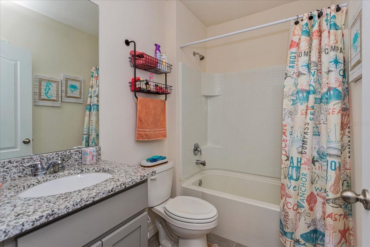 6358 Sanders Grove Circle, Okahumpka, FL 34762 Photo
