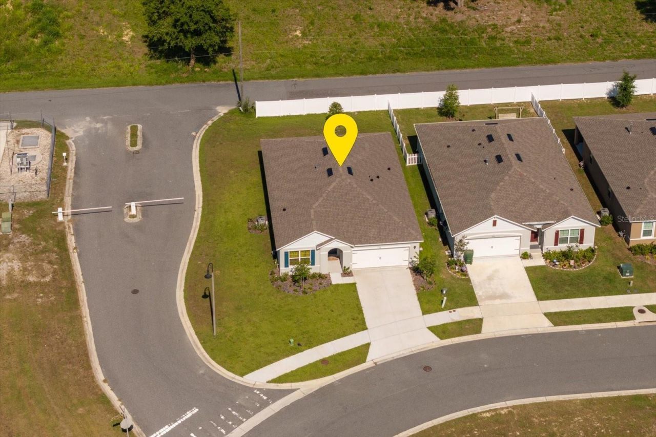 6358 Sanders Grove Circle, Okahumpka, FL 34762 Photo