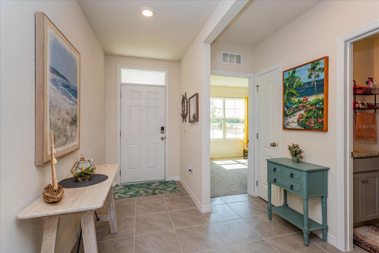 6358 Sanders Grove Circle, Okahumpka, FL 34762 Photo