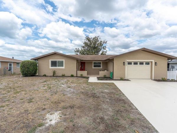 8007 MIMOSA DRIVE , PORT RICHEY, FL 34668