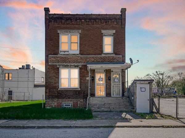 5537 Beall Street , Hammond, IN 46320