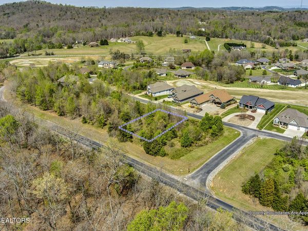 217 Walelu Tr, Vonore, TN 37885