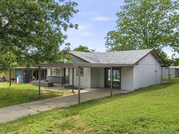 79 6th Street , Healdton, OK 73438