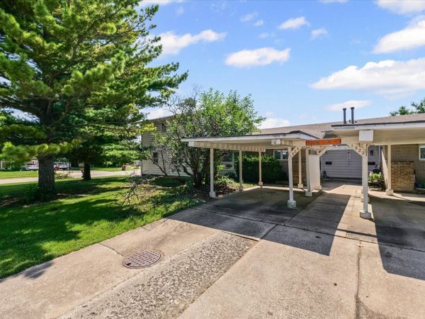 1524 Golfview Road , Rantoul, IL 61866