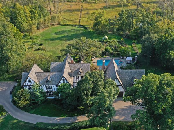 499 W Old Mill Road , Lake Forest, IL 60045