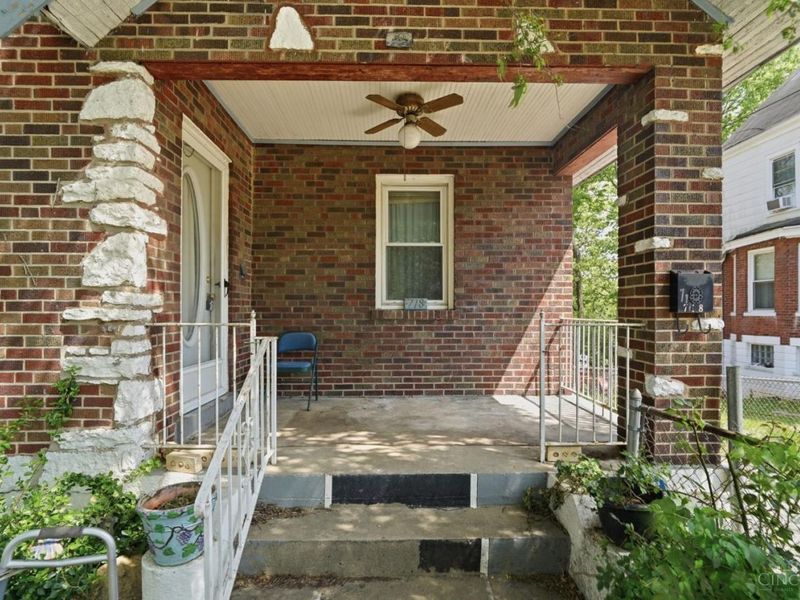 718 Trenton Avenue, Cincinnati, OH 45205 Photo 4