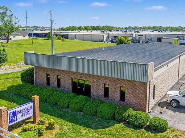 254 Commerce Ct, Hopkinsville, KY 42240