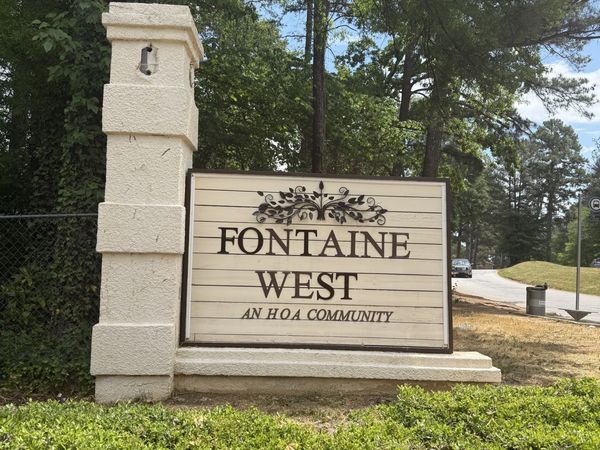 42 Le Parc Fontaine, Lithonia, GA 30038