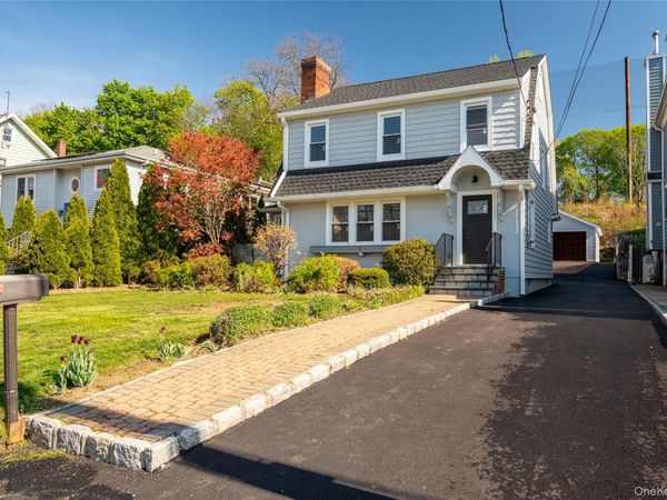 26 Woodside Avenue , Elmsford, NY 10523