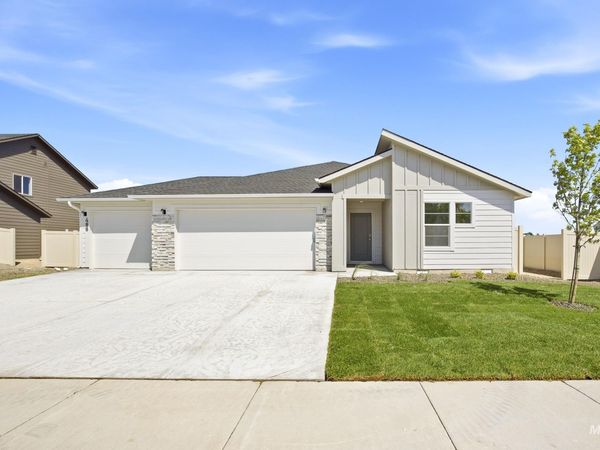 488 Waverly Ave, Middleton, ID 83644