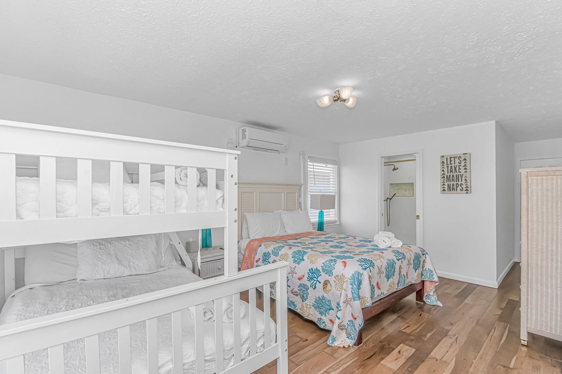 4801 Lake Dr.  Photo 27