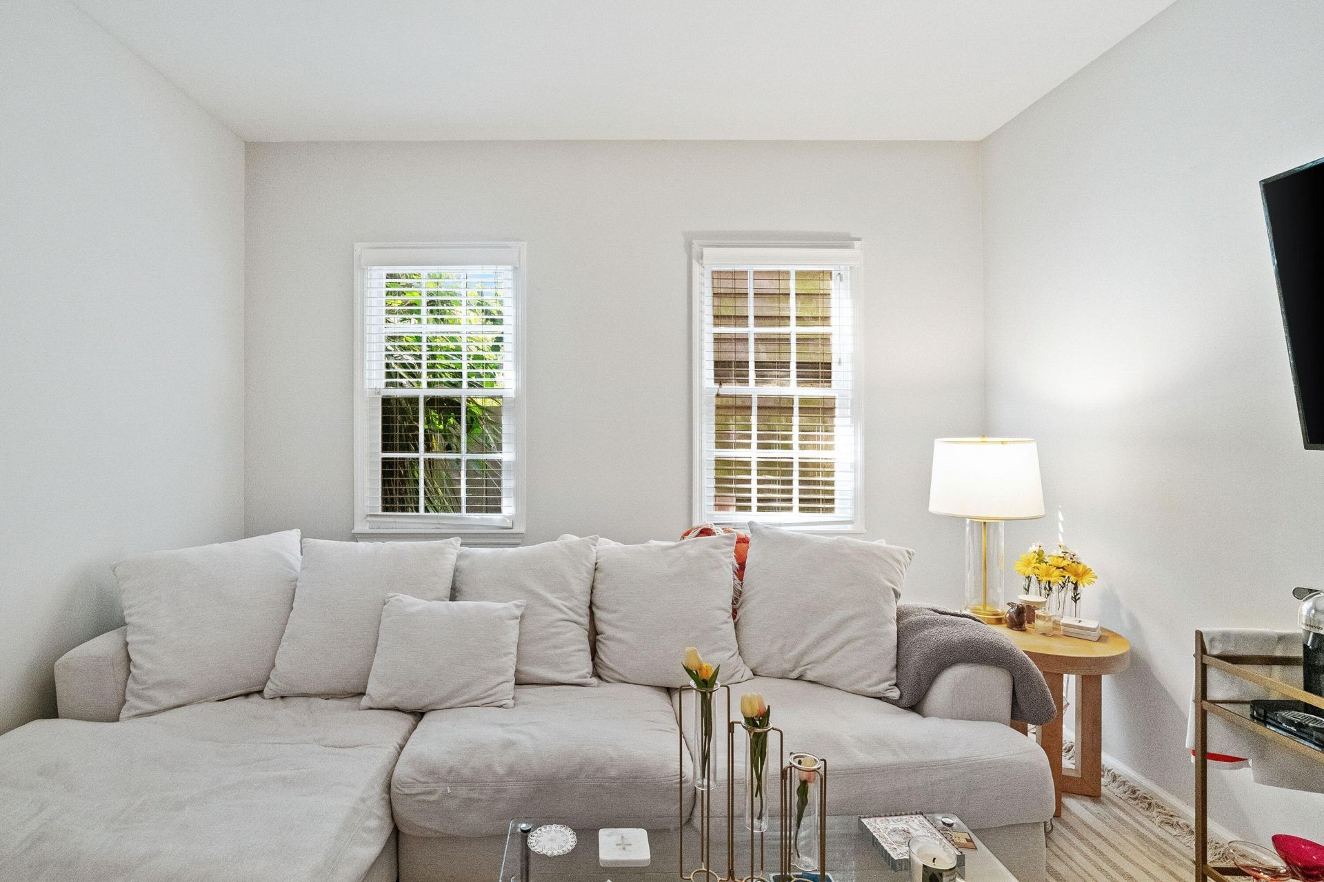 10 Porters Court Photo 12