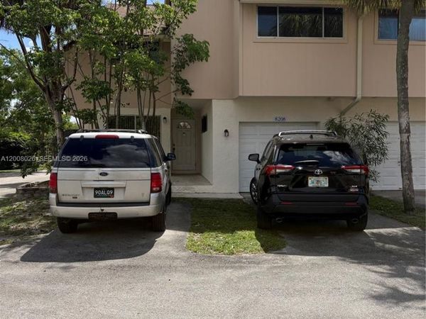 8208 NW 9th Ct , Unit 1, Plantation, FL 33324