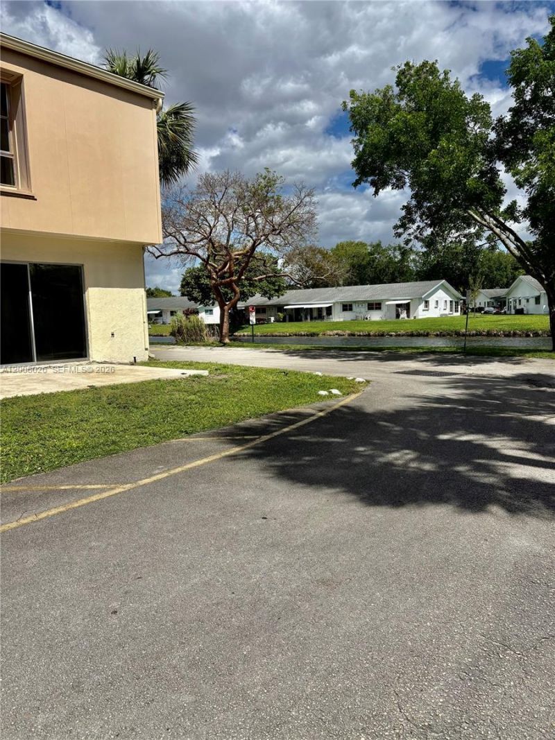 8208 NW 9th Ct , Unit 1, Plantation, FL 33324 Photo