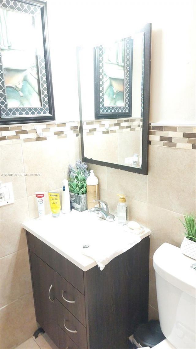 3087 SW 5th St , Miami, FL 33135 Photo