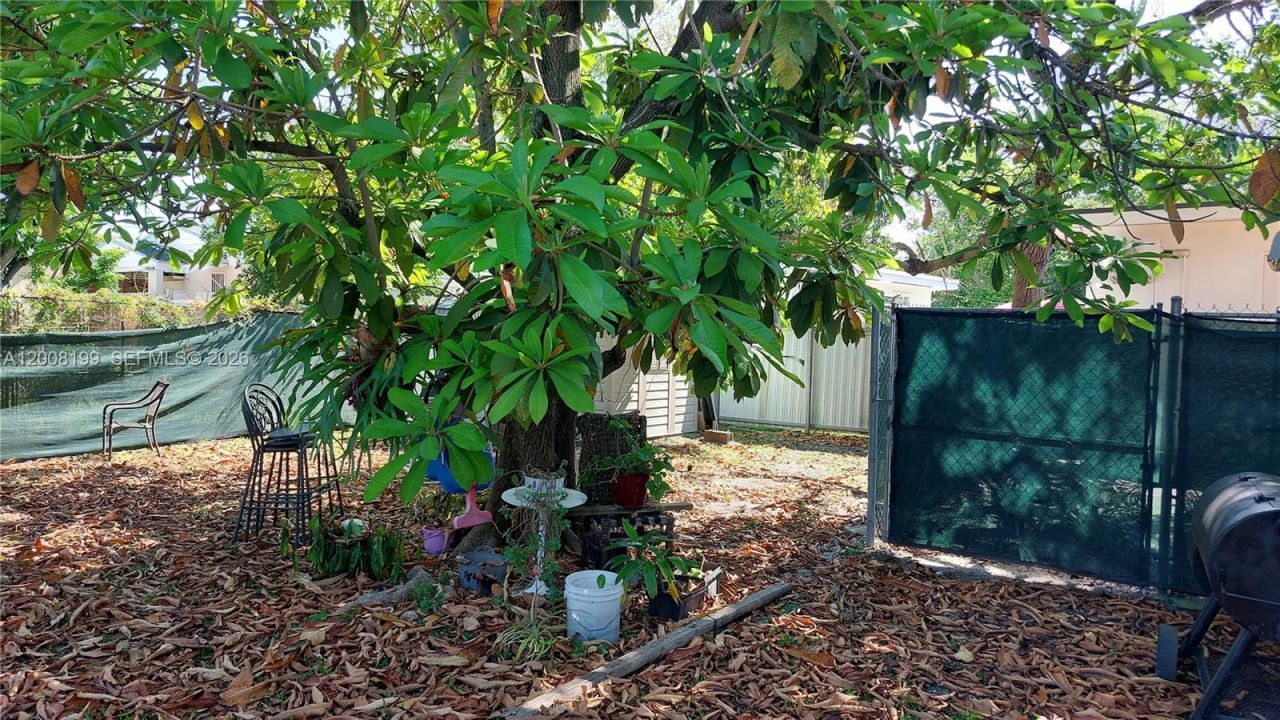 3087 SW 5th St , Miami, FL 33135 Photo