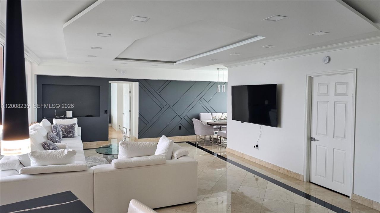3370 Hidden Bay Dr, Unit 2415, Aventura, FL 33180 Photo